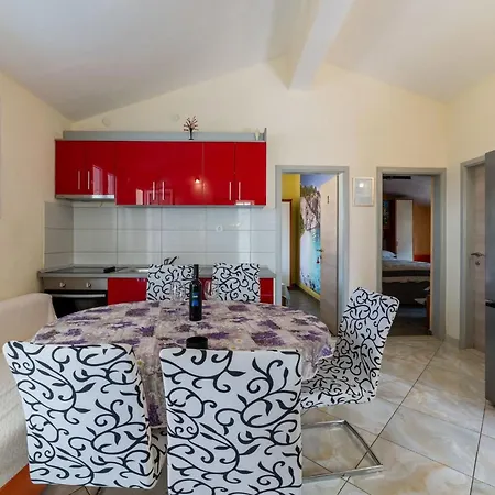 Mit Drei Schlafzimmern- Whirlpool Und Meerblick By Interhome Апартаменты *