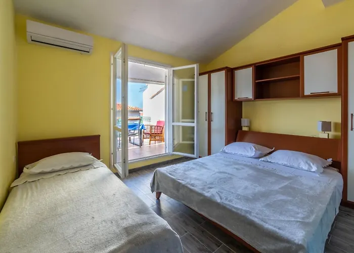 Апартаменты Mit Drei Schlafzimmern- Whirlpool Und Meerblick By Interhome